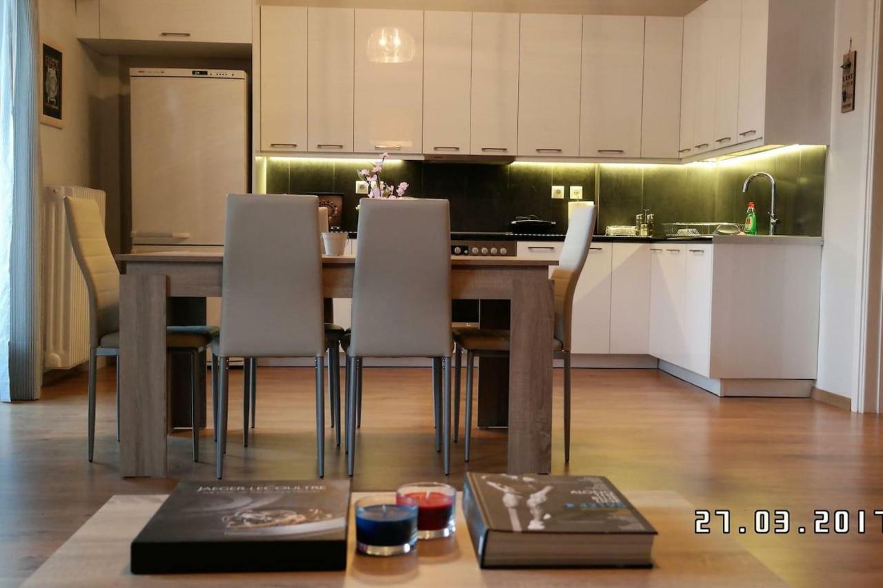Comfy Apartment With Acropolis View Αθήνα Εξωτερικό φωτογραφία